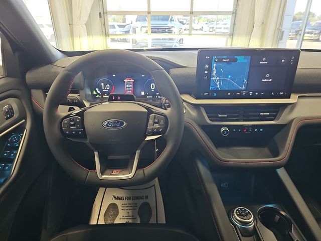 2026 Ford Explorer ST - Photo 13