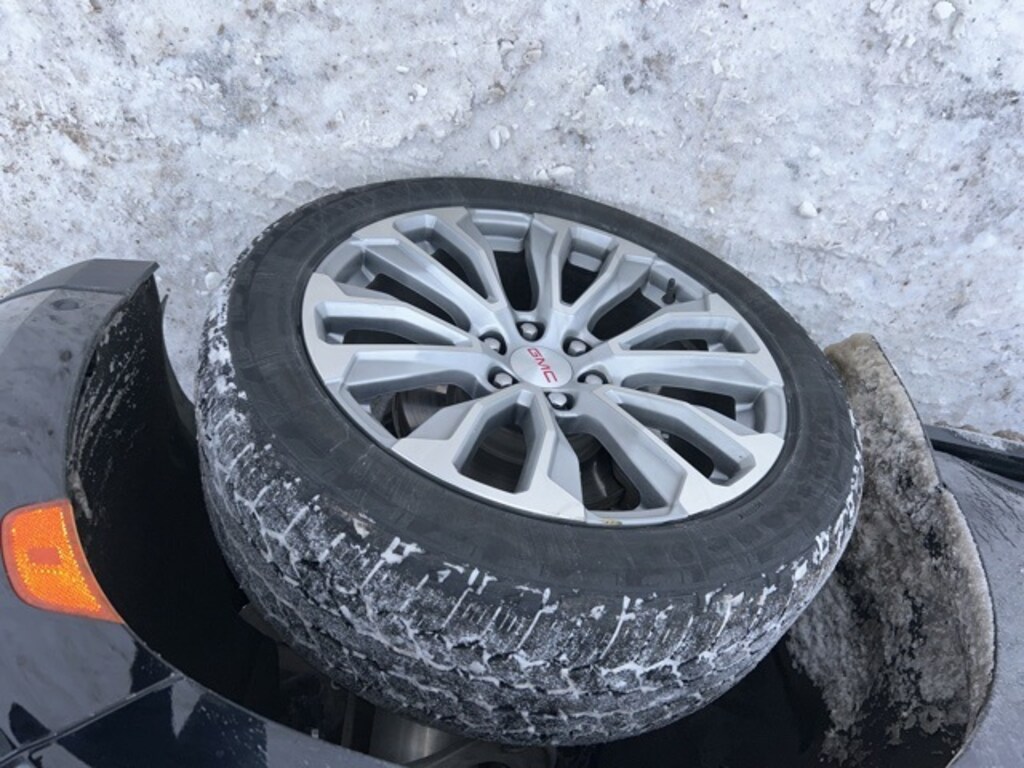 Used 2023 GMC Yukon XL Denali SUV