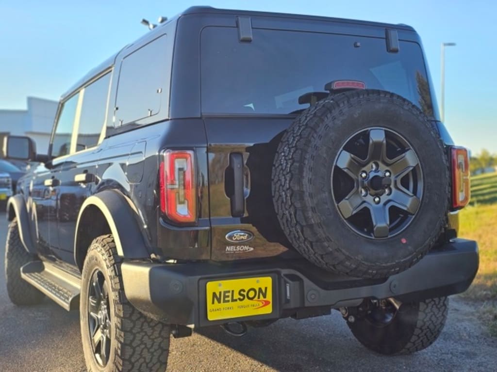 New 2025 Ford Bronco Outer Banks SUV