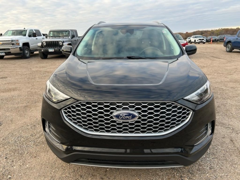 Used 2023 Ford Edge SEL SUV