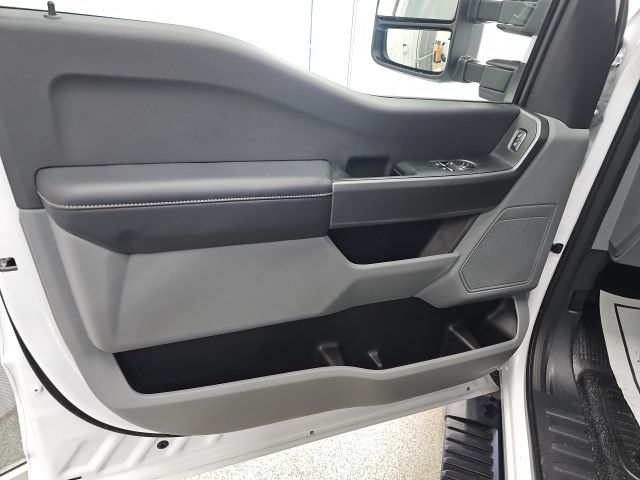 2026 Ford F-350 Super Duty XLT - Photo 29