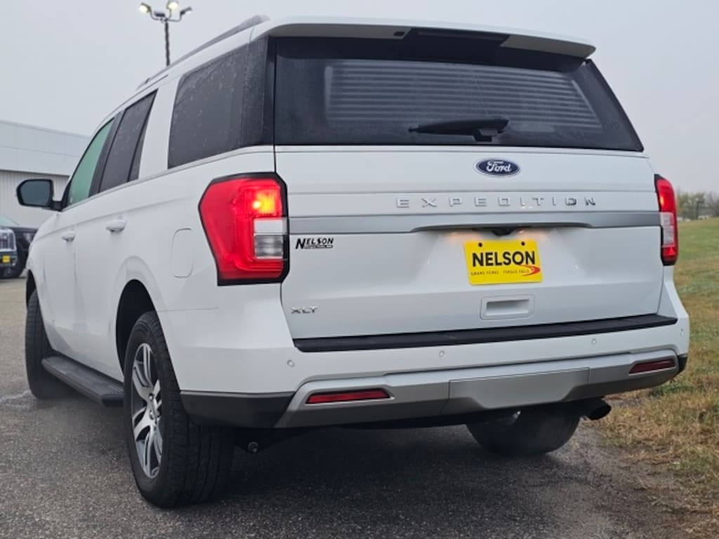 Used 2024 Ford Expedition XLT SUV