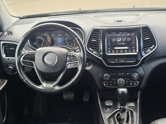 Used 2019 Jeep Cherokee Limited with VIN 1C4PJMDX0KD272828 for sale in Fergus Falls, Minnesota