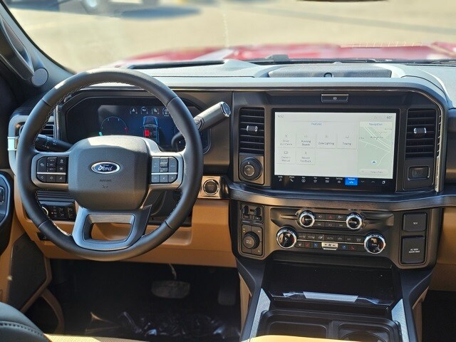 2025 Ford F-350 Lariat photo 2