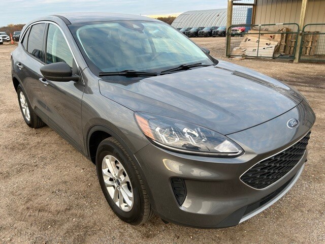 2022 Ford Escape SE photo 3
