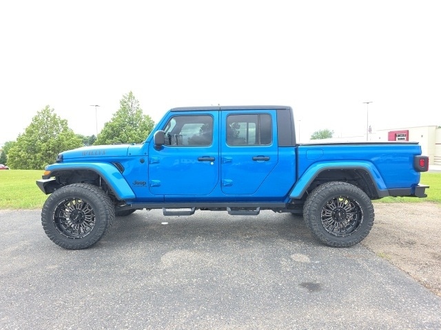 Used 2021 Jeep Gladiator WILLYS with VIN 1C6JJTAM8ML618926 for sale in Fergus Falls, Minnesota
