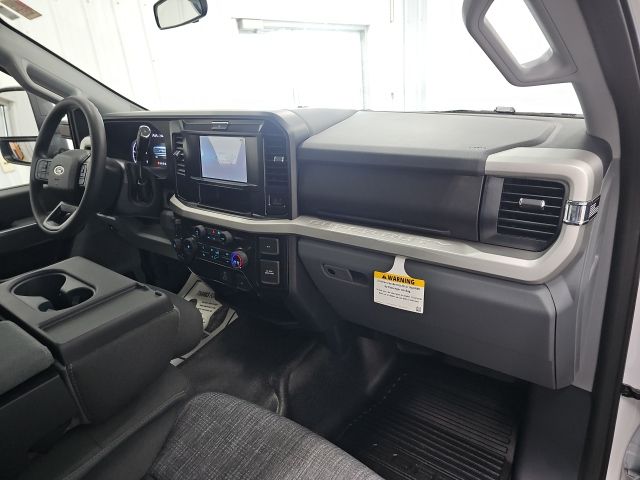 2026 Ford F-350 Super Duty XLT - Photo 11