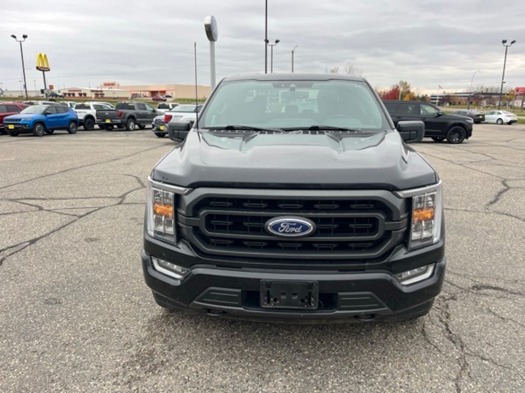 Used 2021 Ford F-150 XLT Truck