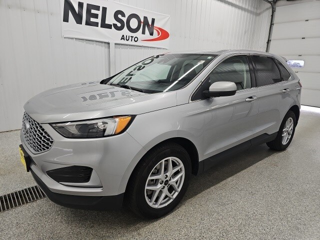 2023 Ford Edge SEL photo 4