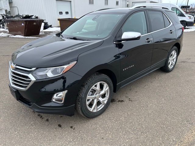Used 2020 Chevrolet Equinox Premier with VIN 2GNAXXEV7L6131233 for sale in Fergus Falls, Minnesota