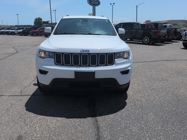 Used 2019 Jeep Grand Cherokee Laredo E with VIN 1C4RJFAG0KC648605 for sale in Fergus Falls, Minnesota