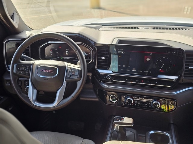 Used 2023 GMC Sierra 1500 SLT with VIN 3GTUUDE85PG271542 for sale in Fergus Falls, Minnesota