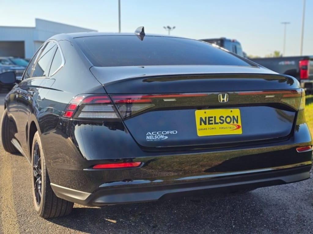 Used 2024 Honda Accord EX Sedan