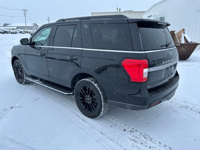 2022 Ford Expedition XLT photo 4