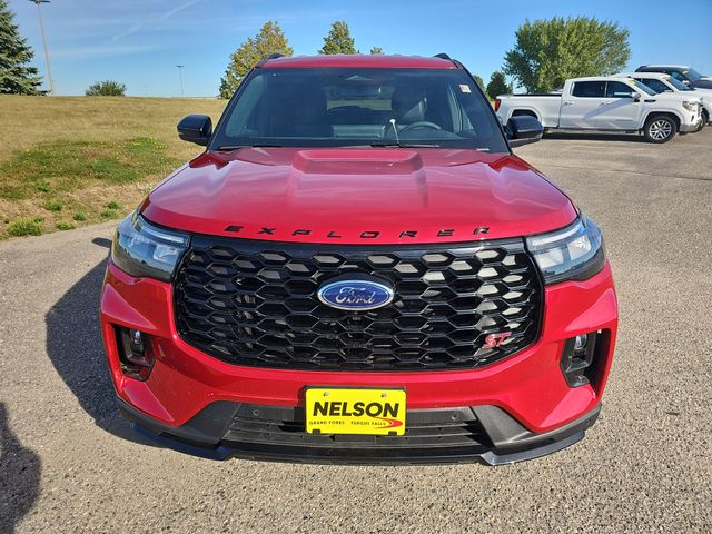 2026 Ford Explorer ST - Photo 8