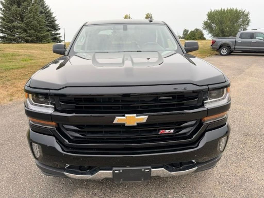 Used 2018 Chevrolet Silverado 1500 LT LT2 Truck