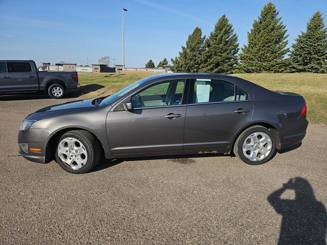 Used 2011 Ford Fusion SE with VIN 3FAHP0HA6BR269155 for sale in Fergus Falls, Minnesota