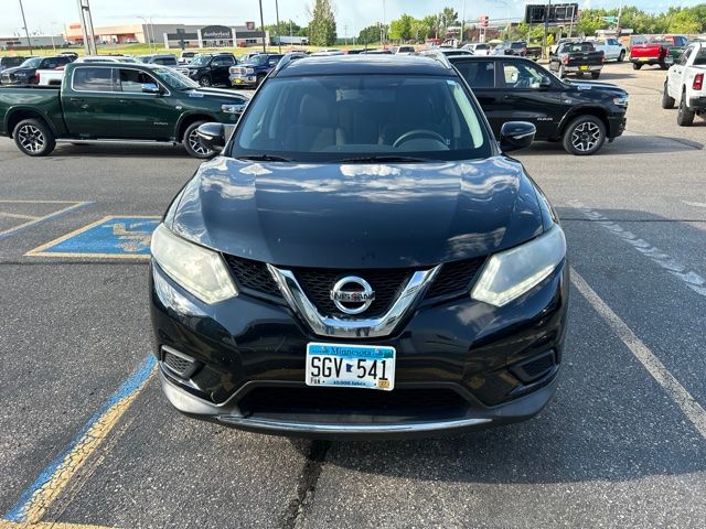 Used 2015 Nissan Rogue SV with VIN KNMAT2MV3FP547678 for sale in Fergus Falls, Minnesota