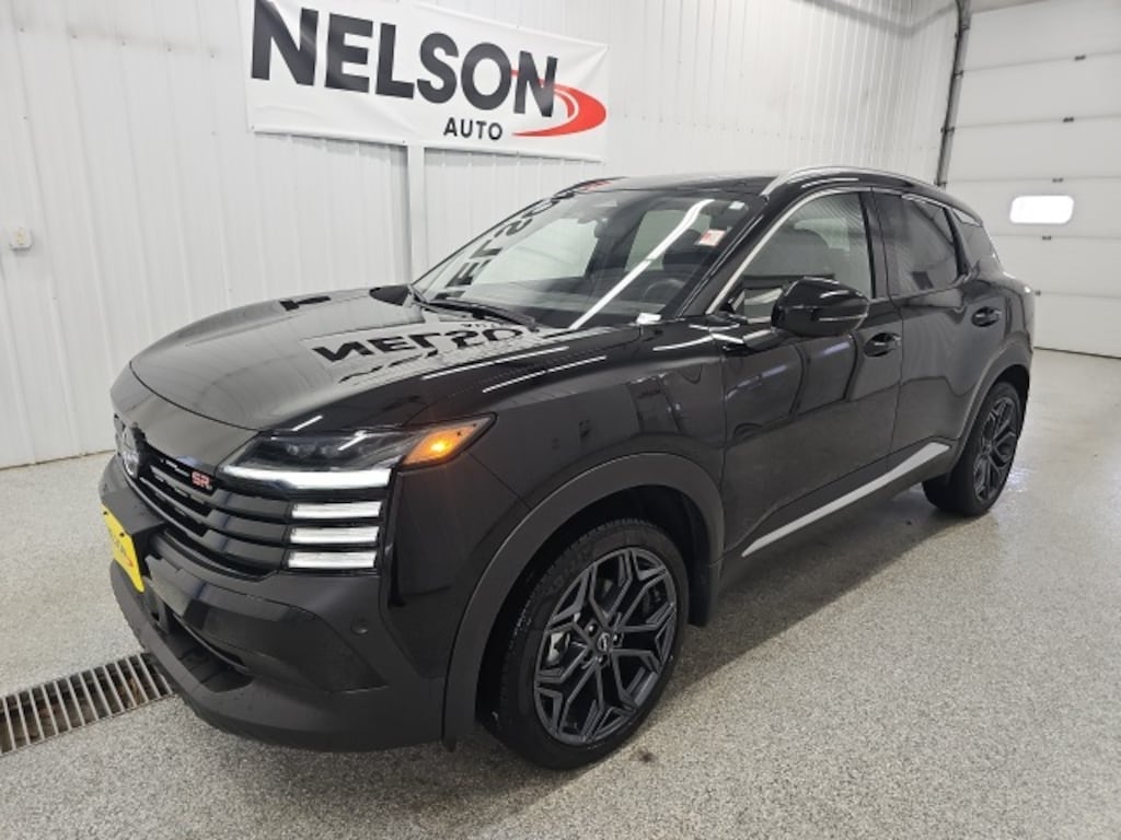 Used 2025 Nissan Kicks SR SUV