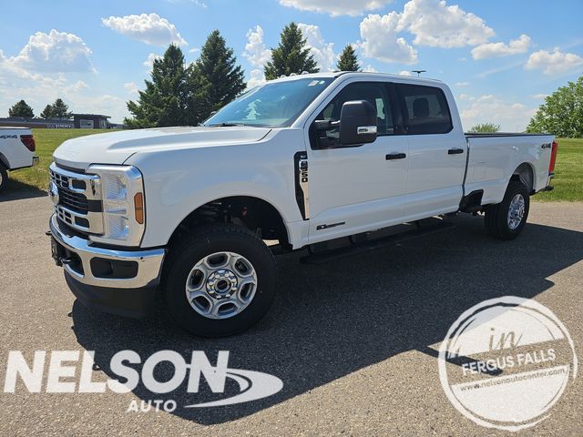 2026 Ford F-350 XLT 4x4 Crew Cab 8' Box SRW's photo