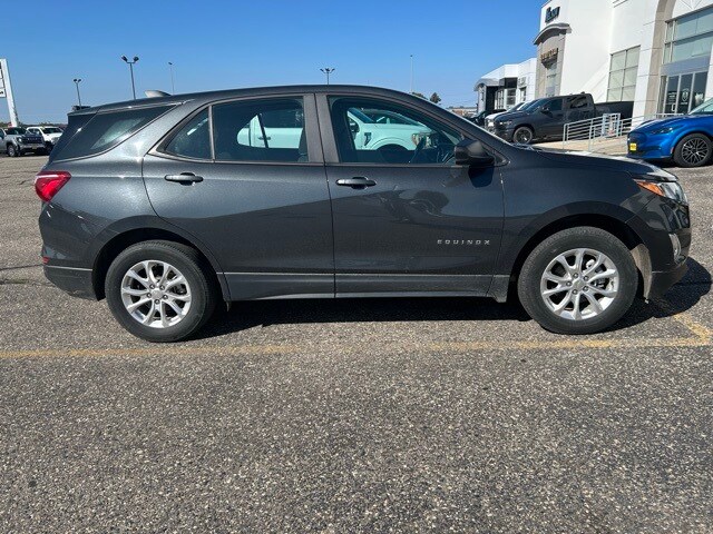 2020 Chevrolet Equinox LS photo 4