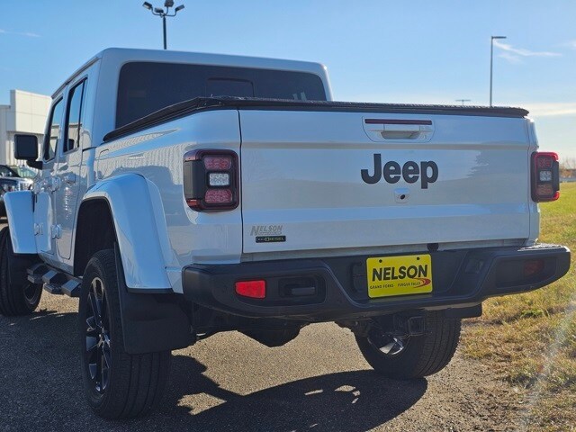 2023 Jeep Gladiator High Altitude photo 3