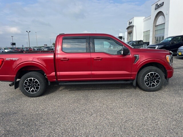 2022 Ford F-150 XLT photo 4