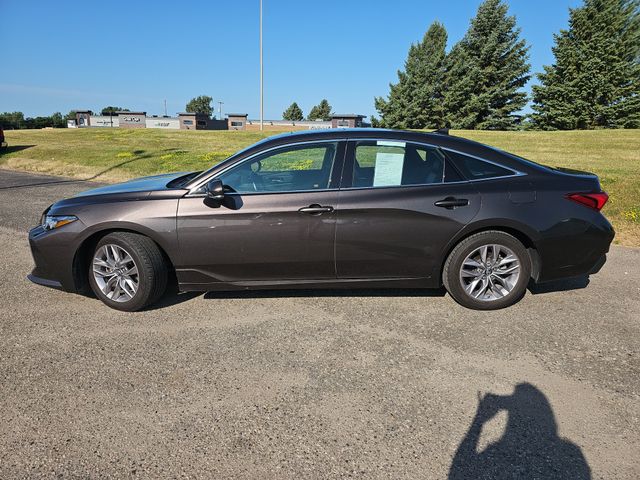 Used 2019 Toyota Avalon XLE with VIN 4T1BZ1FB8KU005984 for sale in Fergus Falls, Minnesota