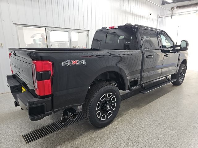 2026 Ford F-350 Super Duty Platinum - Photo 6