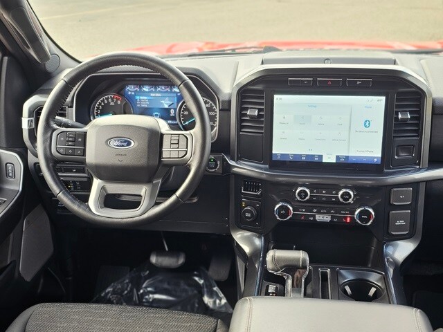 2022 Ford F-150 XLT photo 2