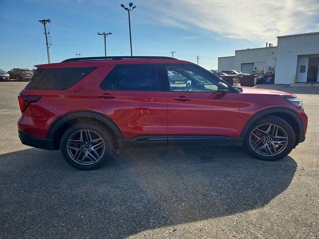 2026 Ford Explorer ST - Photo 6