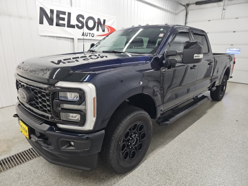 Used 2025 Ford F-350SD Lariat Truck