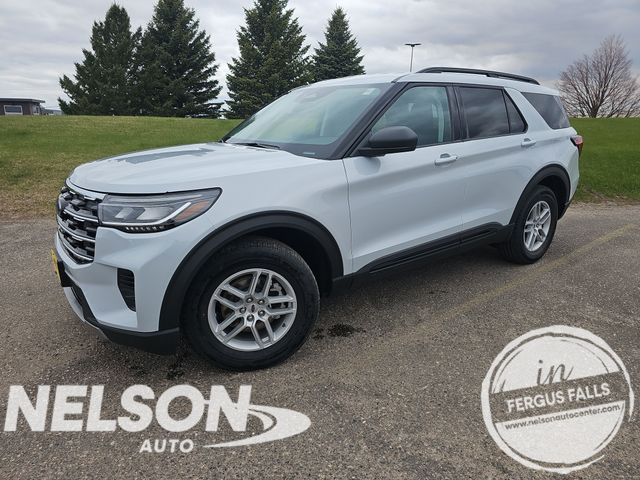 2026 Ford Explorer Active 4WD's photo
