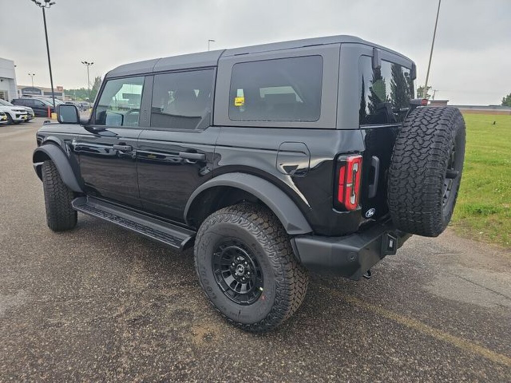 New 2026 Ford Bronco Outer Banks SUV