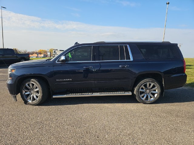 Used 2017 Chevrolet Suburban Premier with VIN 1GNSKJKCXHR184622 for sale in Fergus Falls, Minnesota