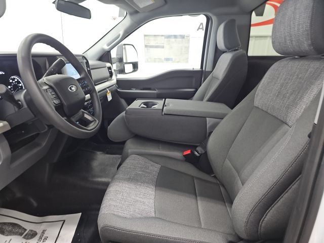 2026 Ford F-350 Super Duty XLT - Photo 16