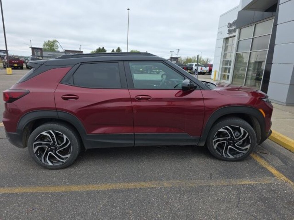 Used 2025 Chevrolet Trailblazer RS SUV