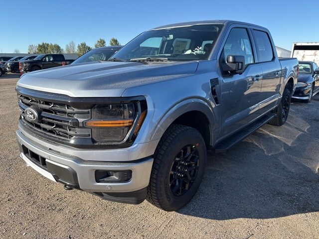 2025 Ford F-150 XLT photo 2