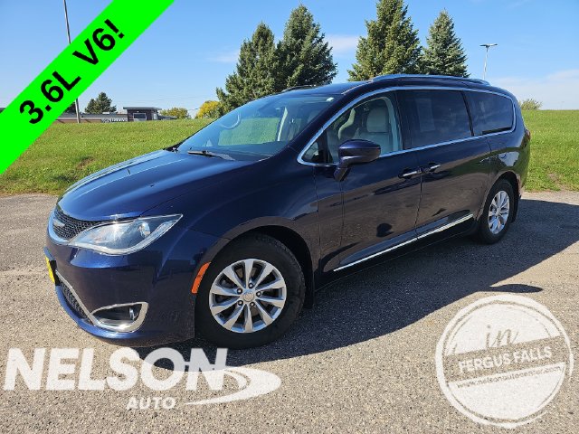 Used 2018 Chrysler Pacifica Touring L Plus with VIN 2C4RC1EG4JR108364 for sale in Fergus Falls, Minnesota