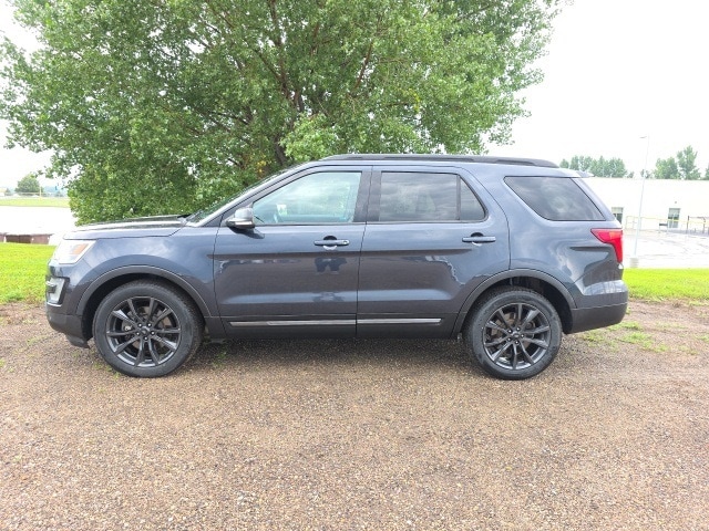 Used 2017 Ford Explorer XLT with VIN 1FM5K8D85HGD84029 for sale in Fergus Falls, Minnesota