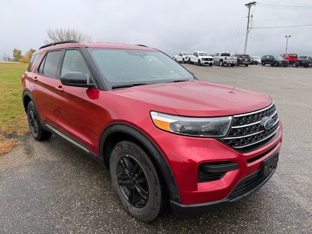 2020 Ford Explorer XLT photo 3