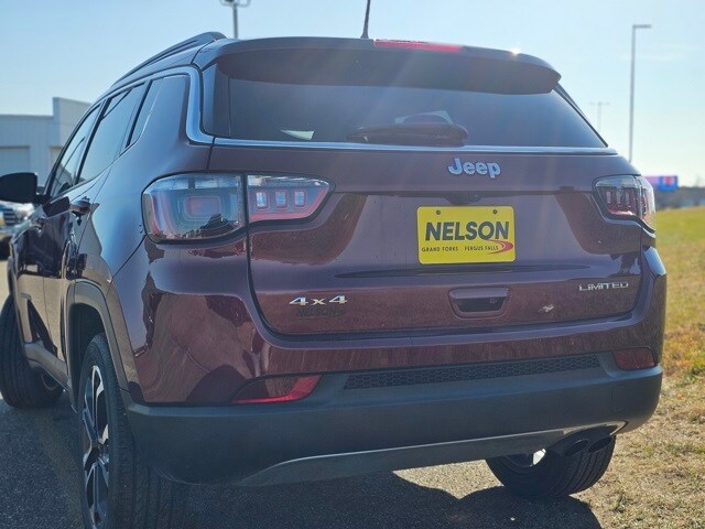 2022 Jeep Compass Limited photo 3