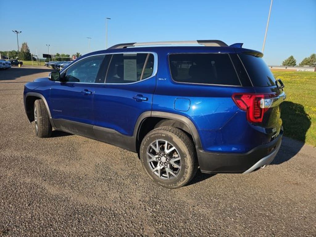 Used 2023 GMC Acadia SLT SUV