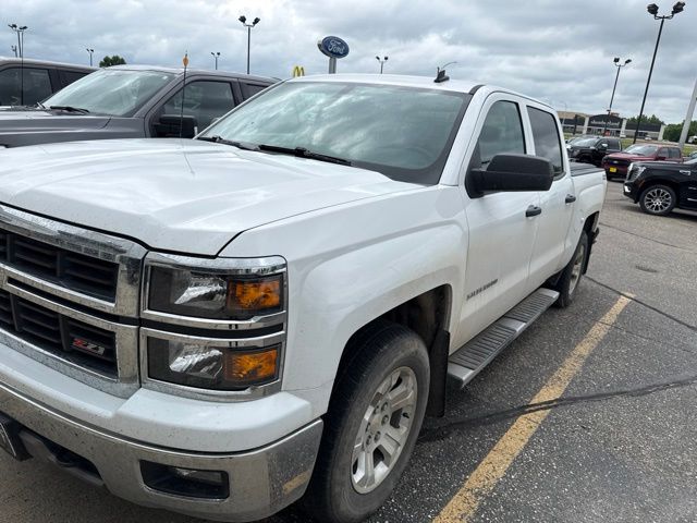Used 2014 Chevrolet Silverado 1500 2LT with VIN 3GCUKREC8EG212506 for sale in Fergus Falls, Minnesota