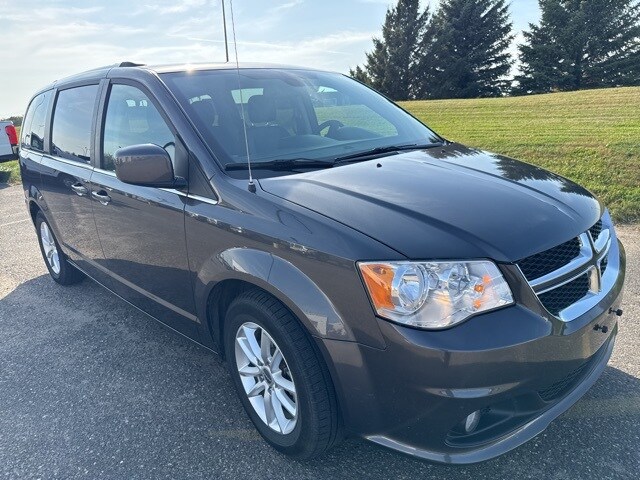 2019 Dodge Grand Caravan SXT photo 3
