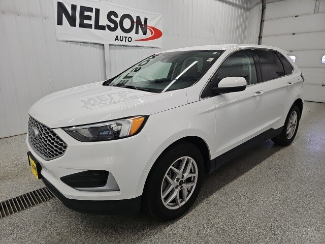 2024 Ford Edge SEL photo 4