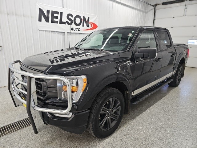 2022 Ford F-150 XLT photo 2