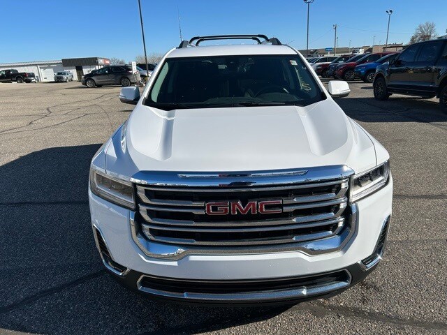2023 Gmc Acadia SLE photo 2