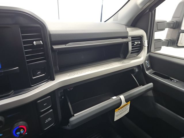 2026 Ford F-350 Super Duty XLT - Photo 27