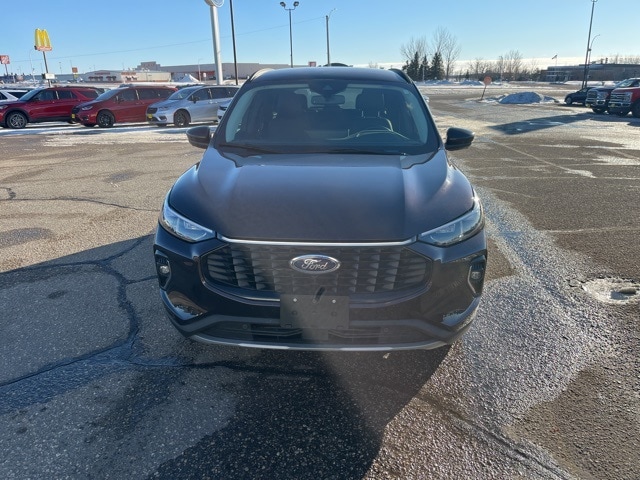 Used 2023 Ford Escape Platinum with VIN 1FMCU9JA2PUA47168 for sale in Fergus Falls, Minnesota